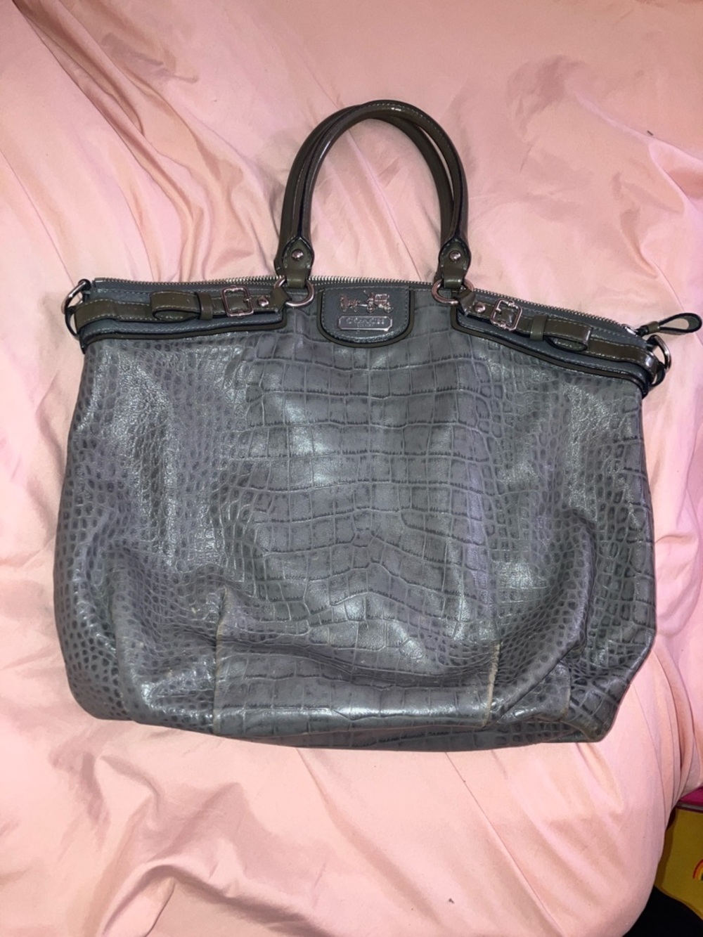 Y2K Coach Gray Croc-Embossed Leather Tote Bag